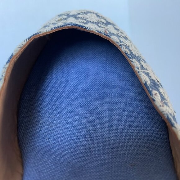 Soludos Tall Wedge Espadrille with a beautiful Floral like pattern - Picture 10 of 13